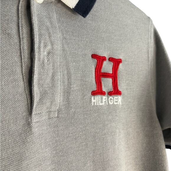 Tommy Hilfiger size L Gray Polo Shirt with Red Logo - Picture 4 of 7